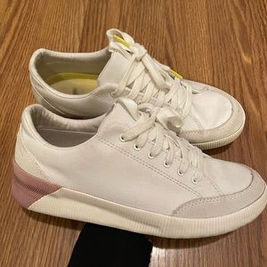 Sorel sneakers